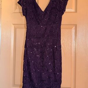 Scarlett purple lace sequin bodycon dress size 4 fitted V-neck